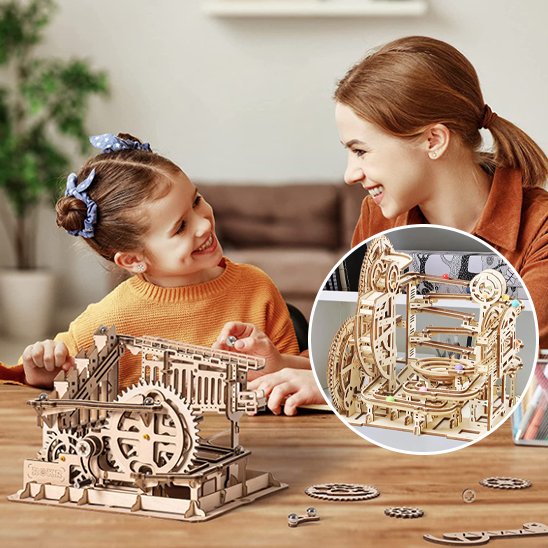 Jeux de Construction, puzzles mécaniques, un kit pour le travail d'équipe