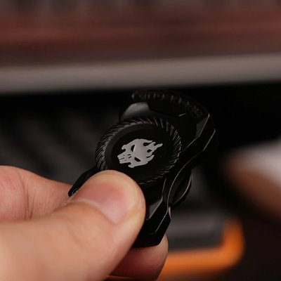 Hand spinner • gadget fidget clicker curseur magnétique réduction anxiété pour école et bureau