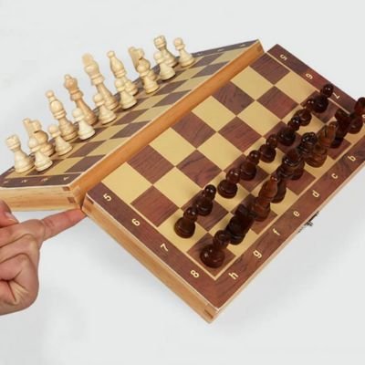 Plateau d'échec, Son design pliable et magnétique garde toutes les pièces bien en place